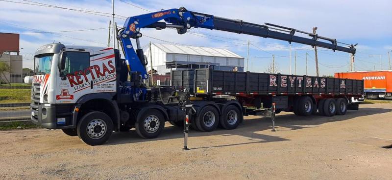 ALQUILER DE  CAMIÓN CON HIDROGRÚA DE 50 TONELAMETROS CON ARAÑA PORTA CONTENEDOR (EQ30)